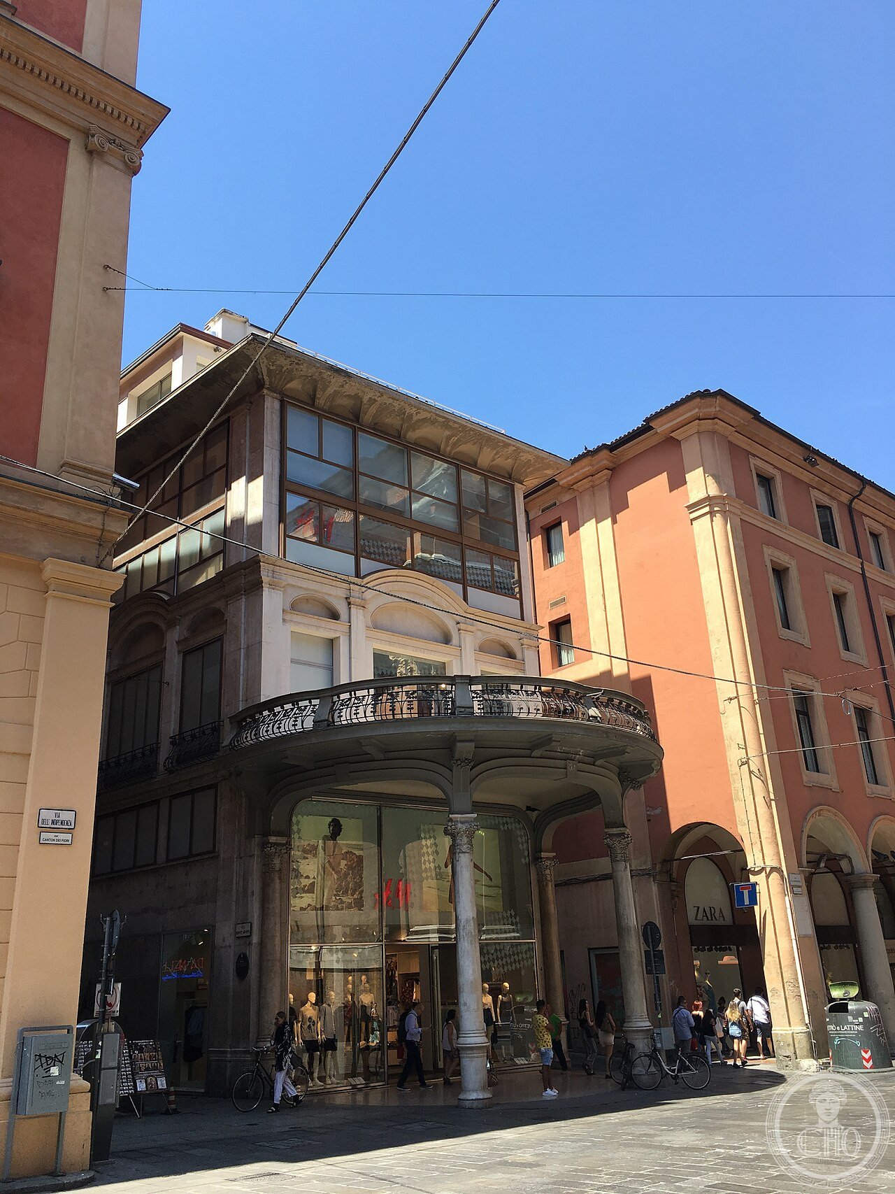 Palazzina Majani, Via Indipendenza 4, Bologna — Liberty facade by Augusto Sezanne, 1904-08