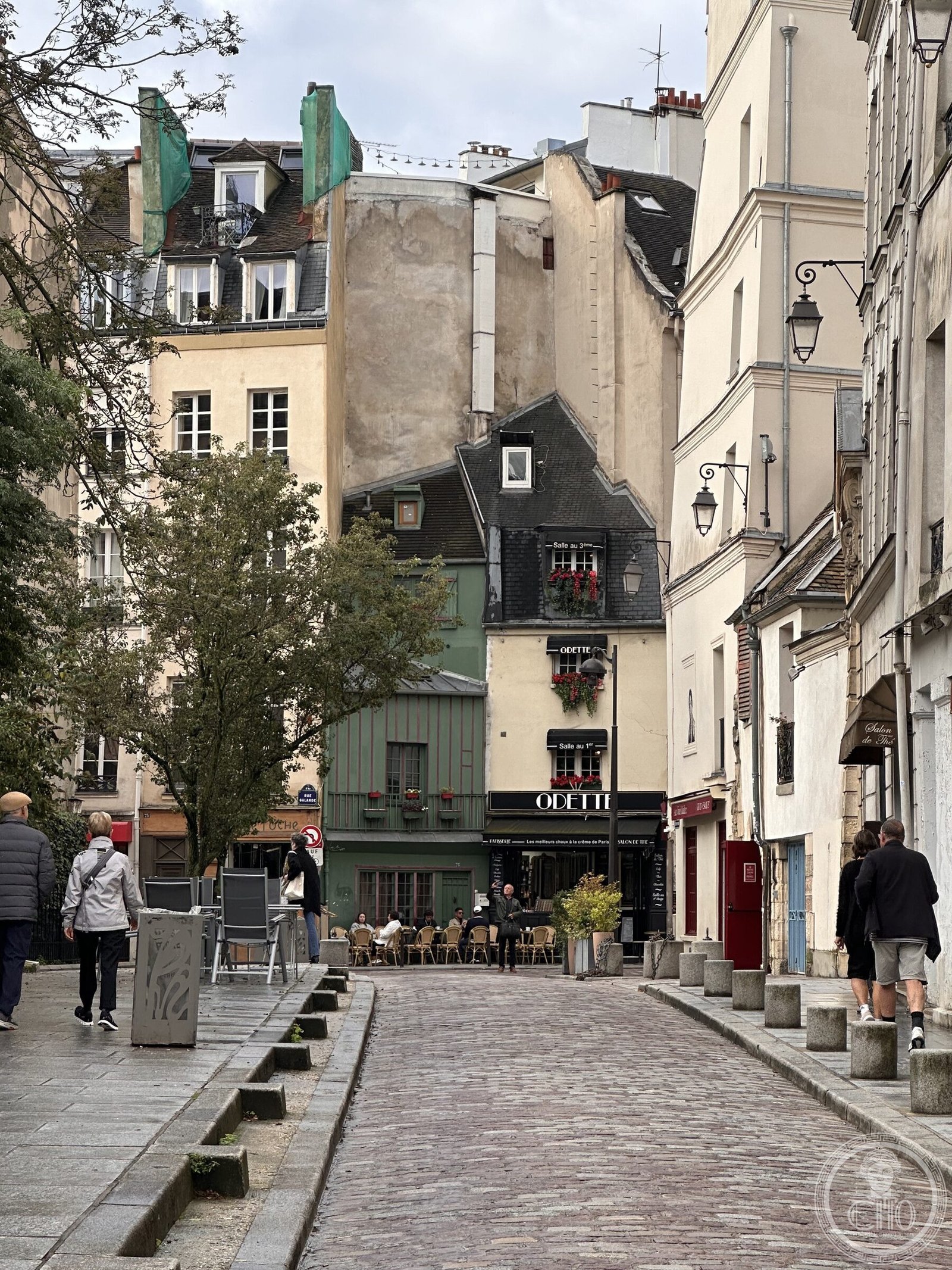 Shakespeare and Company, Paris — photo 1