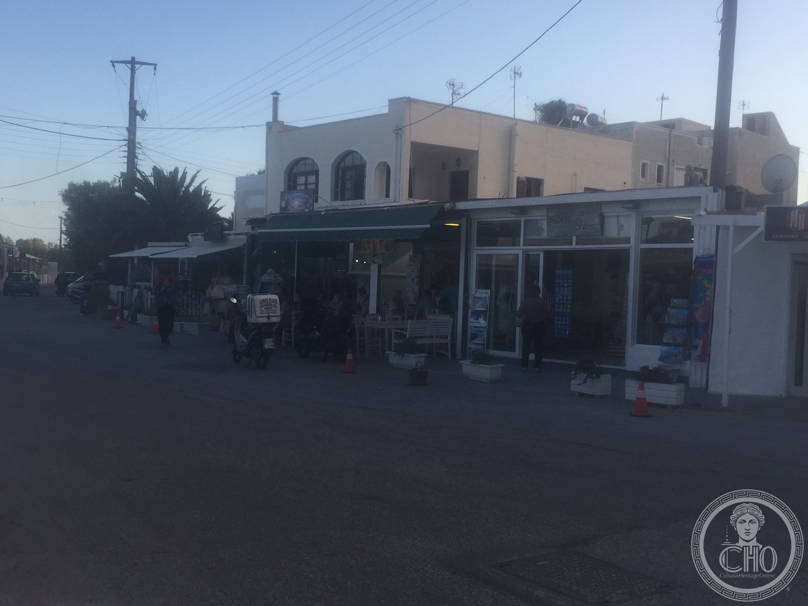 Perissa — Black Beach, Santorini — photo 1