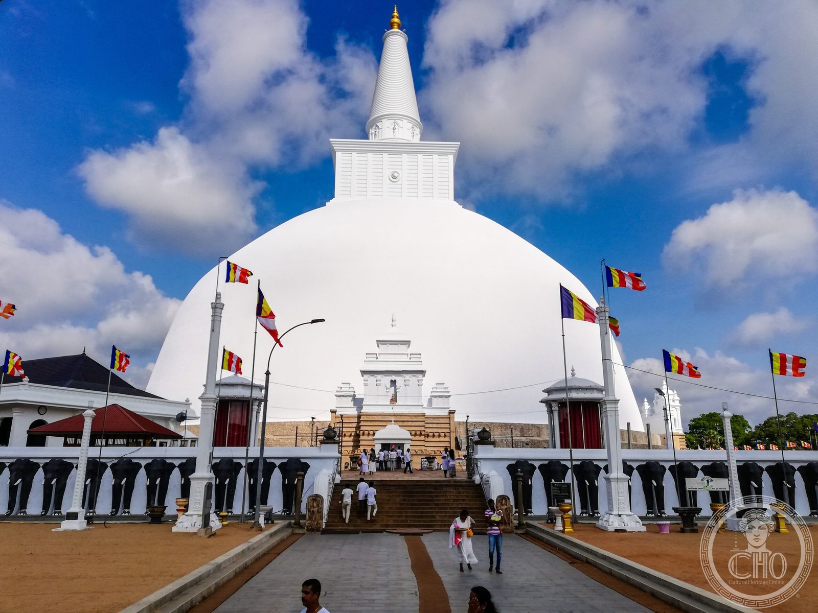 Anuradhapura — view Anuradhapura — view