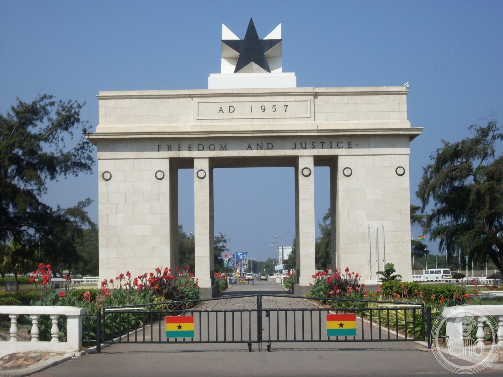 Independence Arch (Black Star Gate), Accra