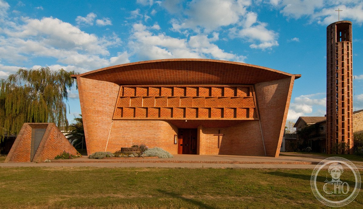 Church of Atlantida (Cristo Obrero)