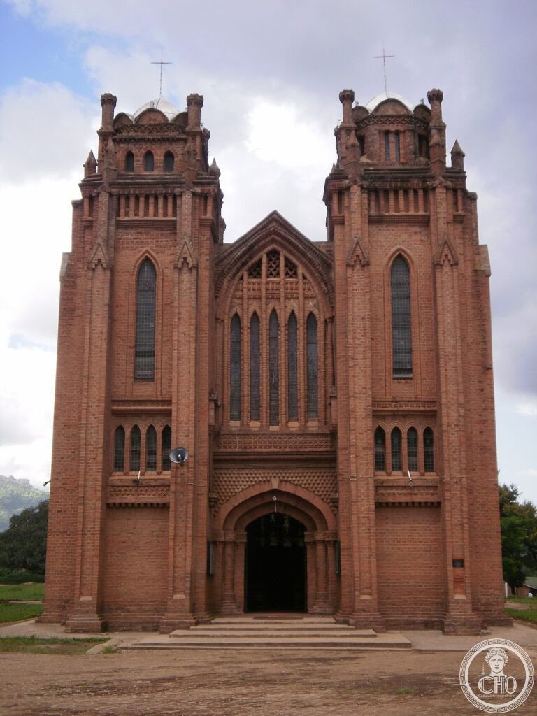 St Michael and All Angels Church, Blantyre