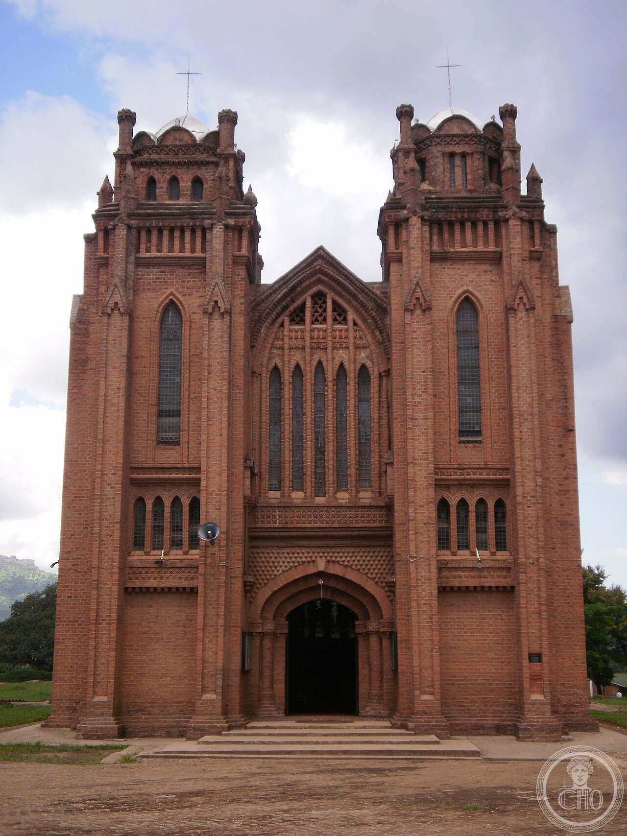 St Michael and All Angels Church, Blantyre