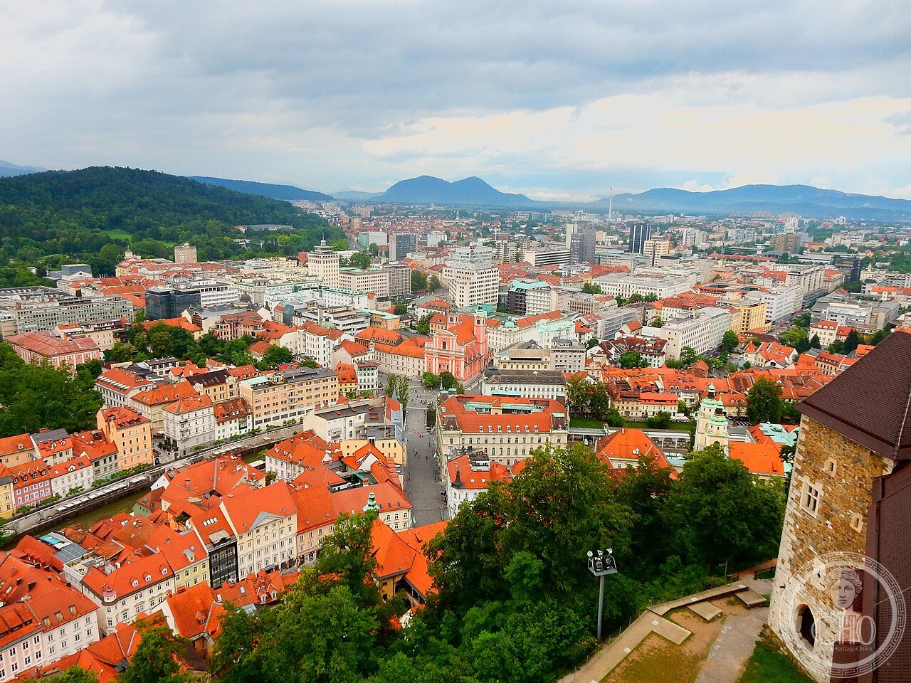 Neboticnik, Ljubljana