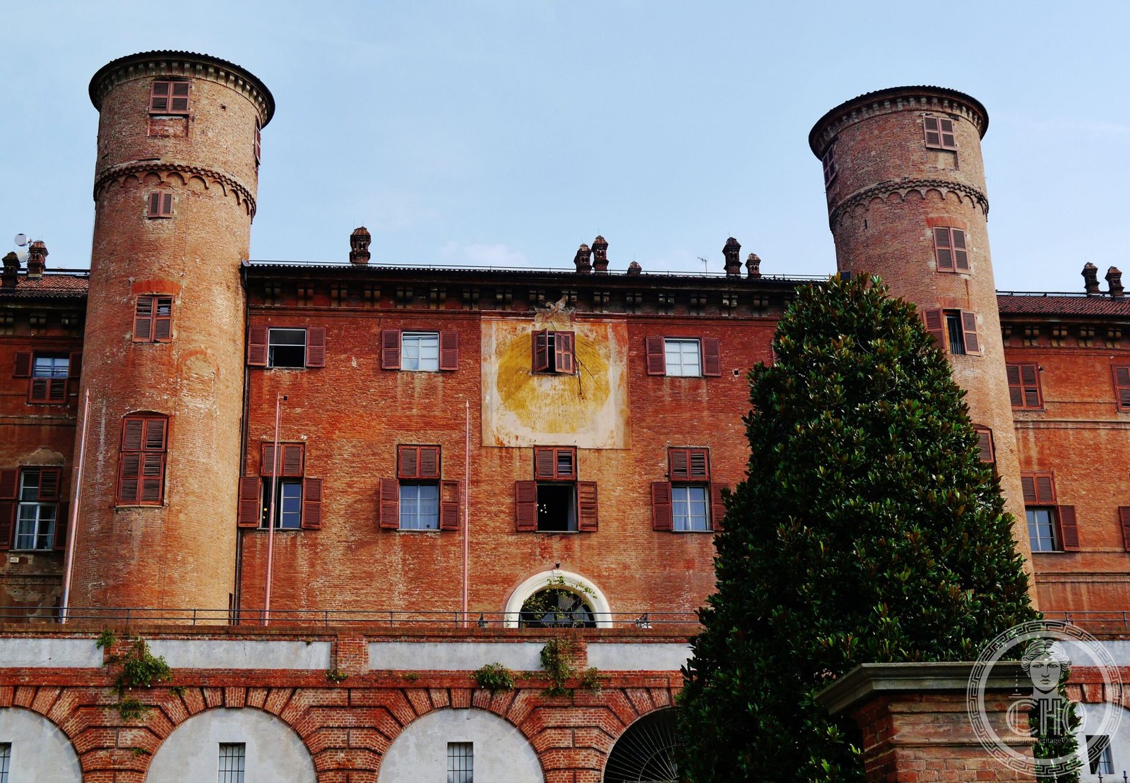 Castello di Moncalieri — via Wikimedia Commons Castello di Moncalieri — via Wikimedia Commons