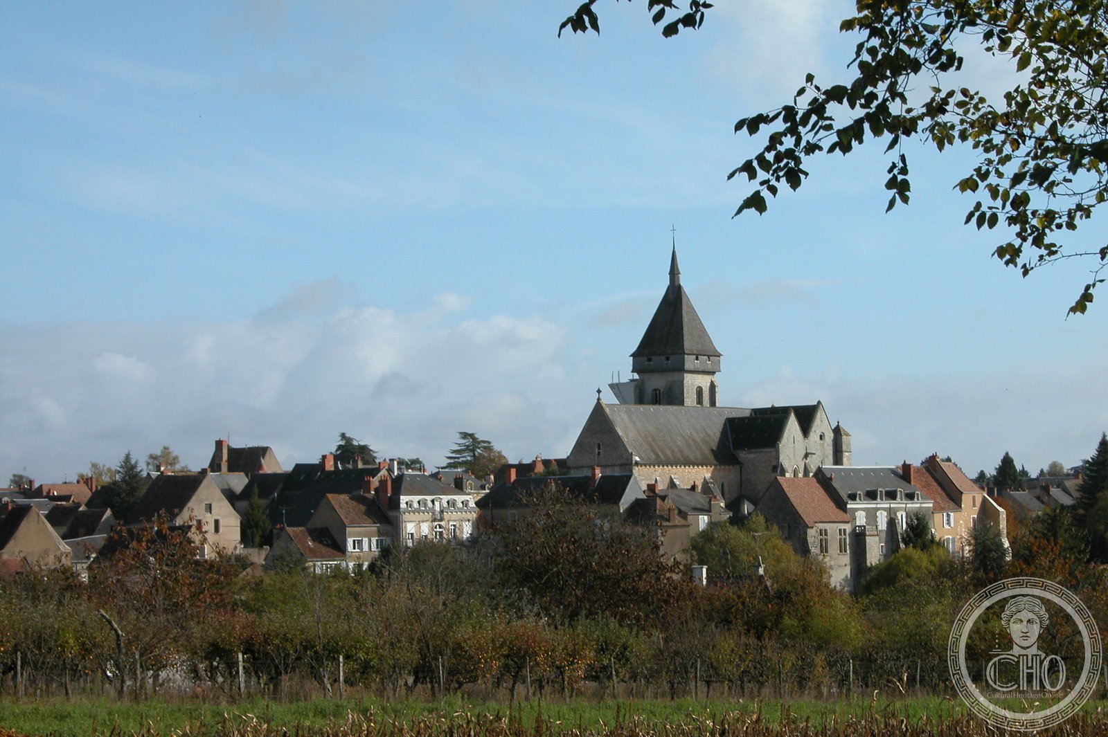 Saint-Marcel — via Wikimedia Commons