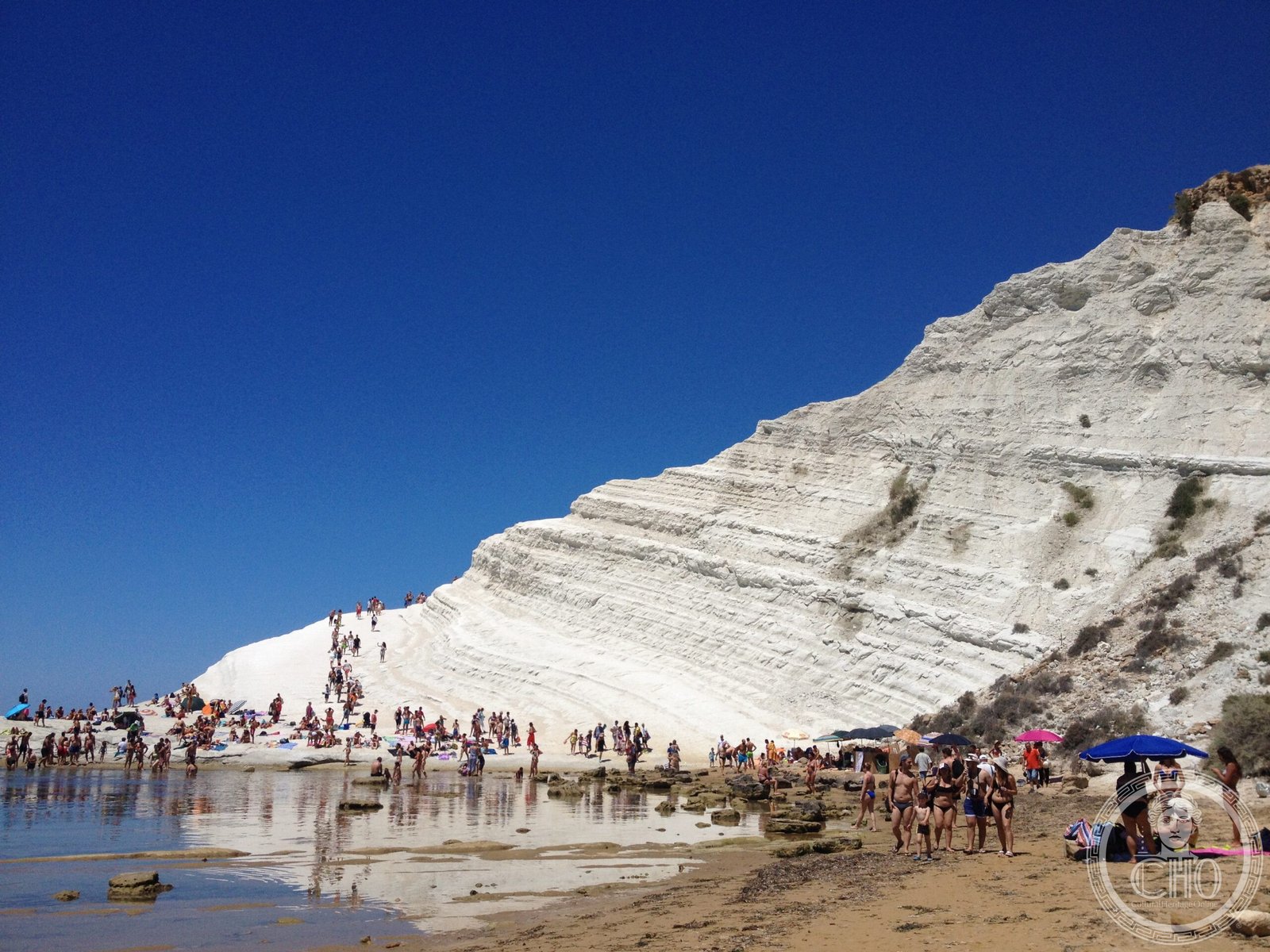 Scala dei Turchi — via Wikimedia Commons