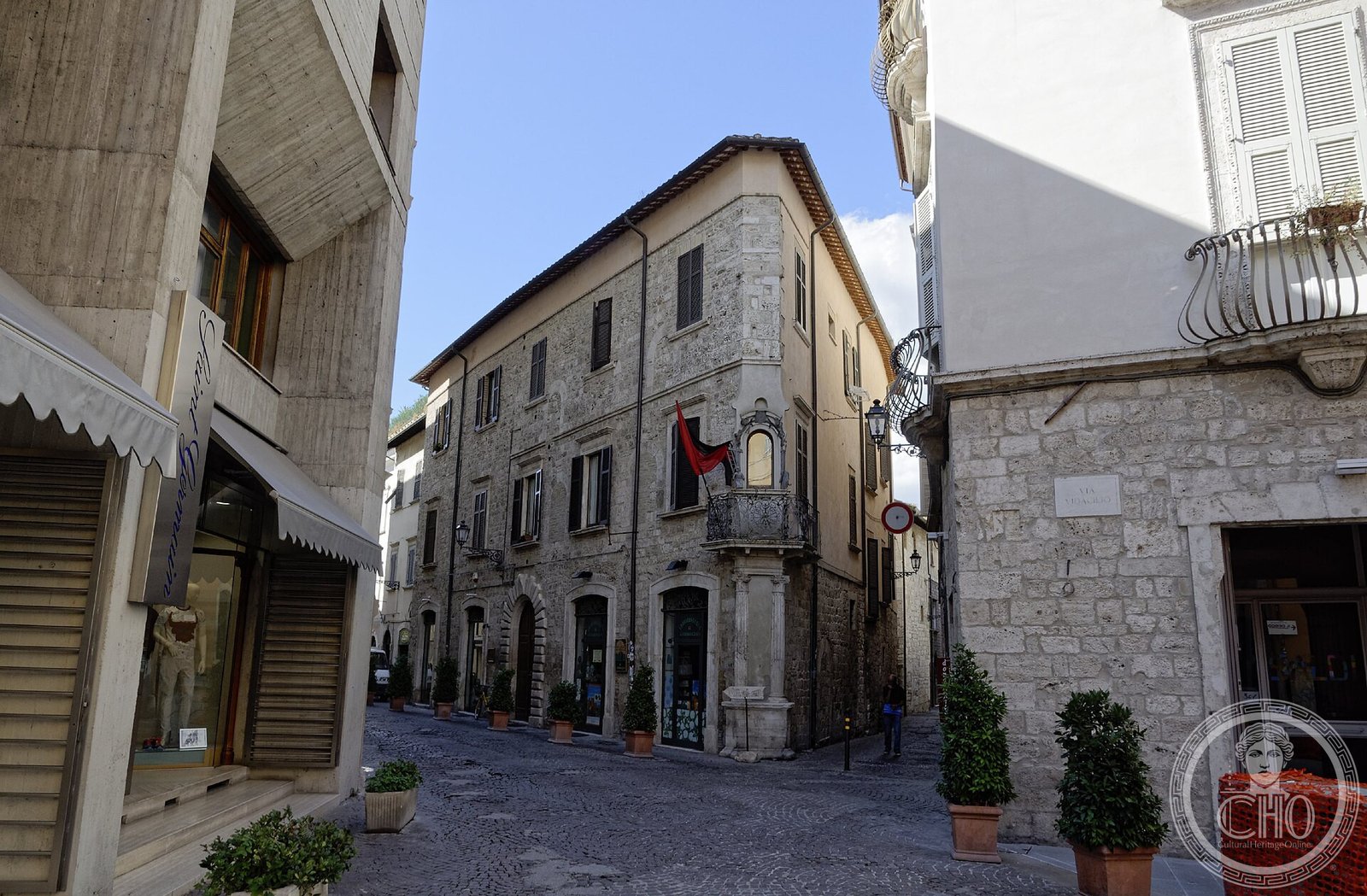 Il Desco Restaurant — via Wikimedia Commons