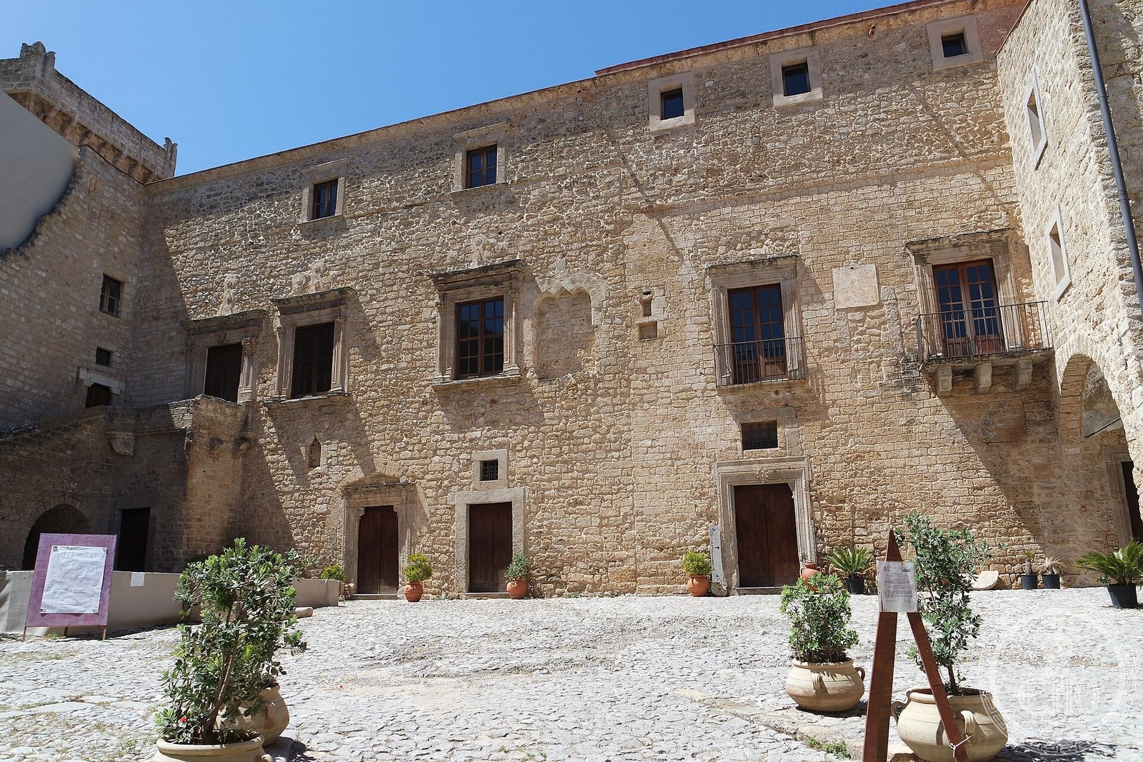 Castle of Carini — via Wikimedia Commons