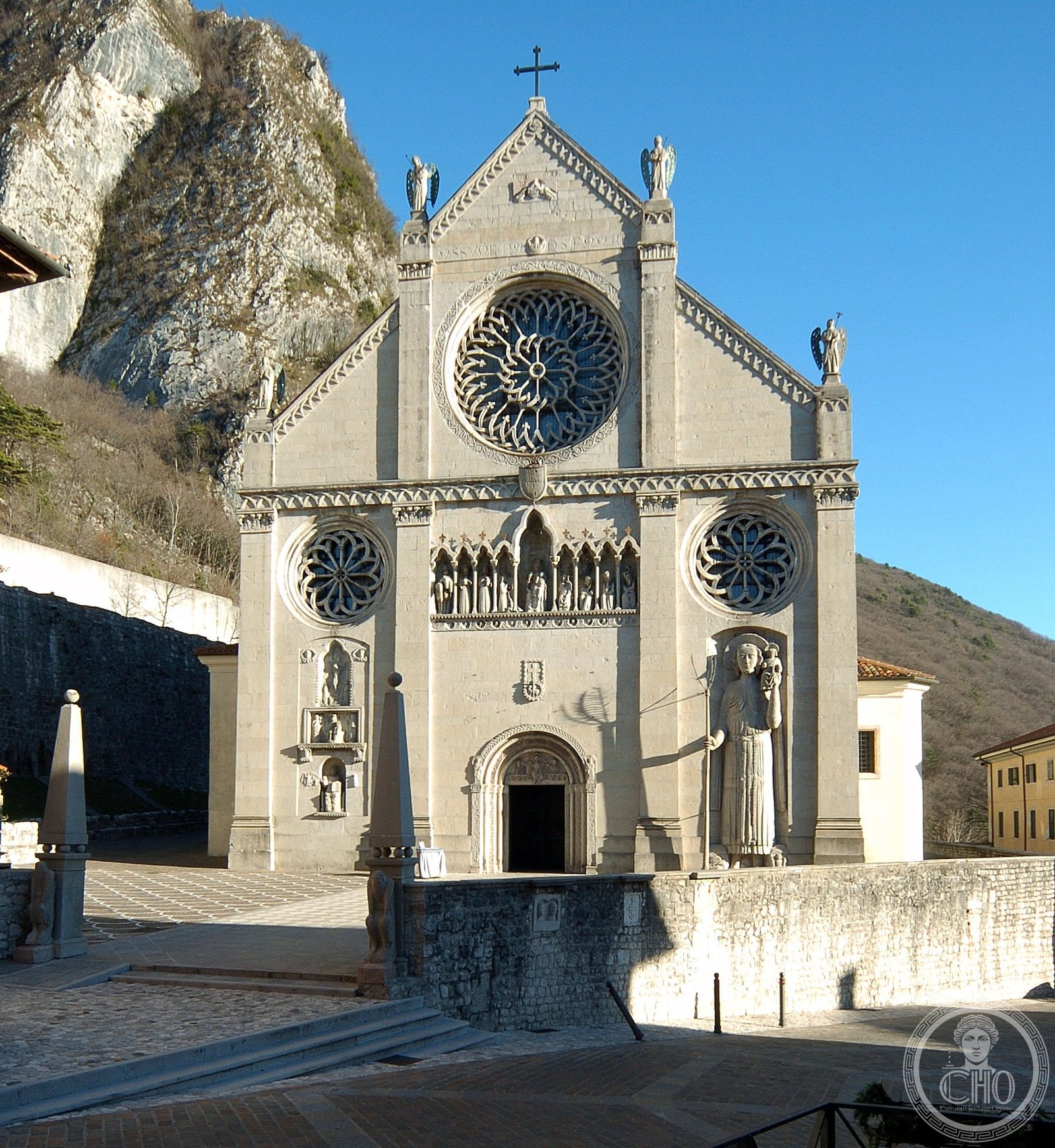 Duomo di Santa Maria Assunta in Gemona — via Wikimedia Commons