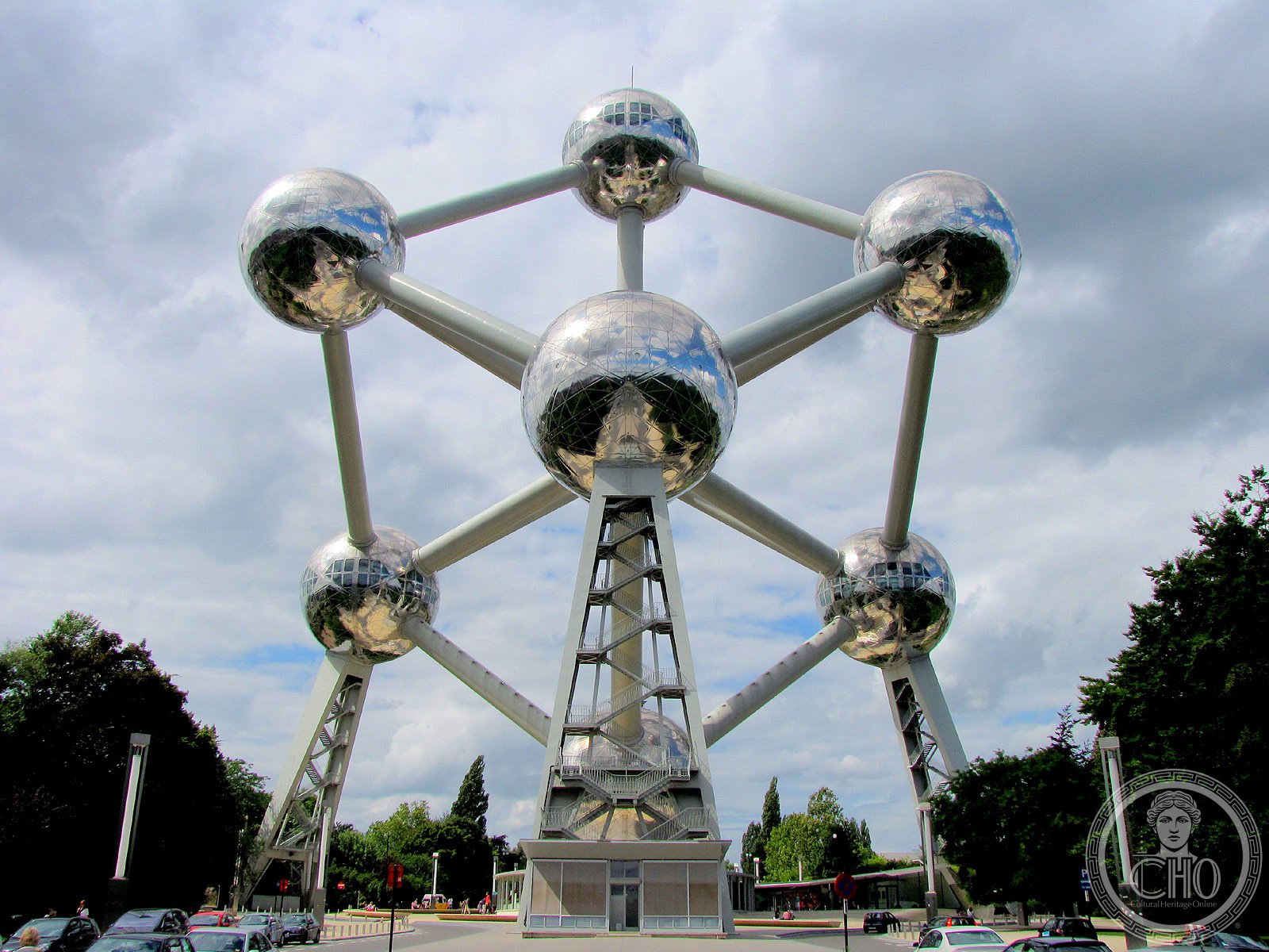 Atomium — via Wikimedia Commons