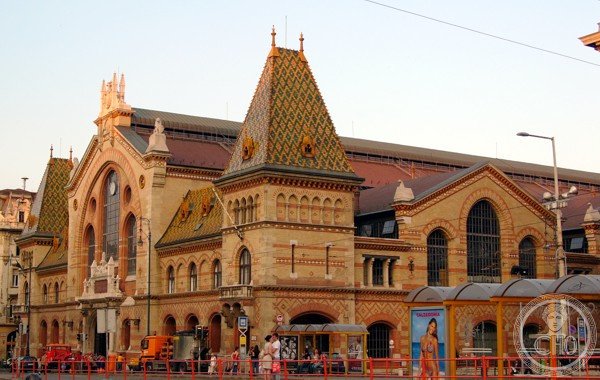 Nagy VÃ¡sÃ¡rcsarnok, the Central Market  in Budapest — via Wikimedia Commons
