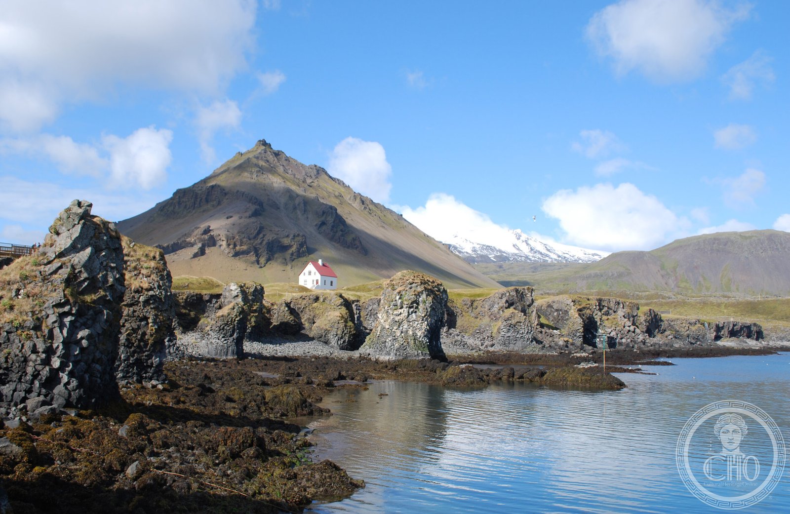 Arnarstapi — via Wikimedia Commons