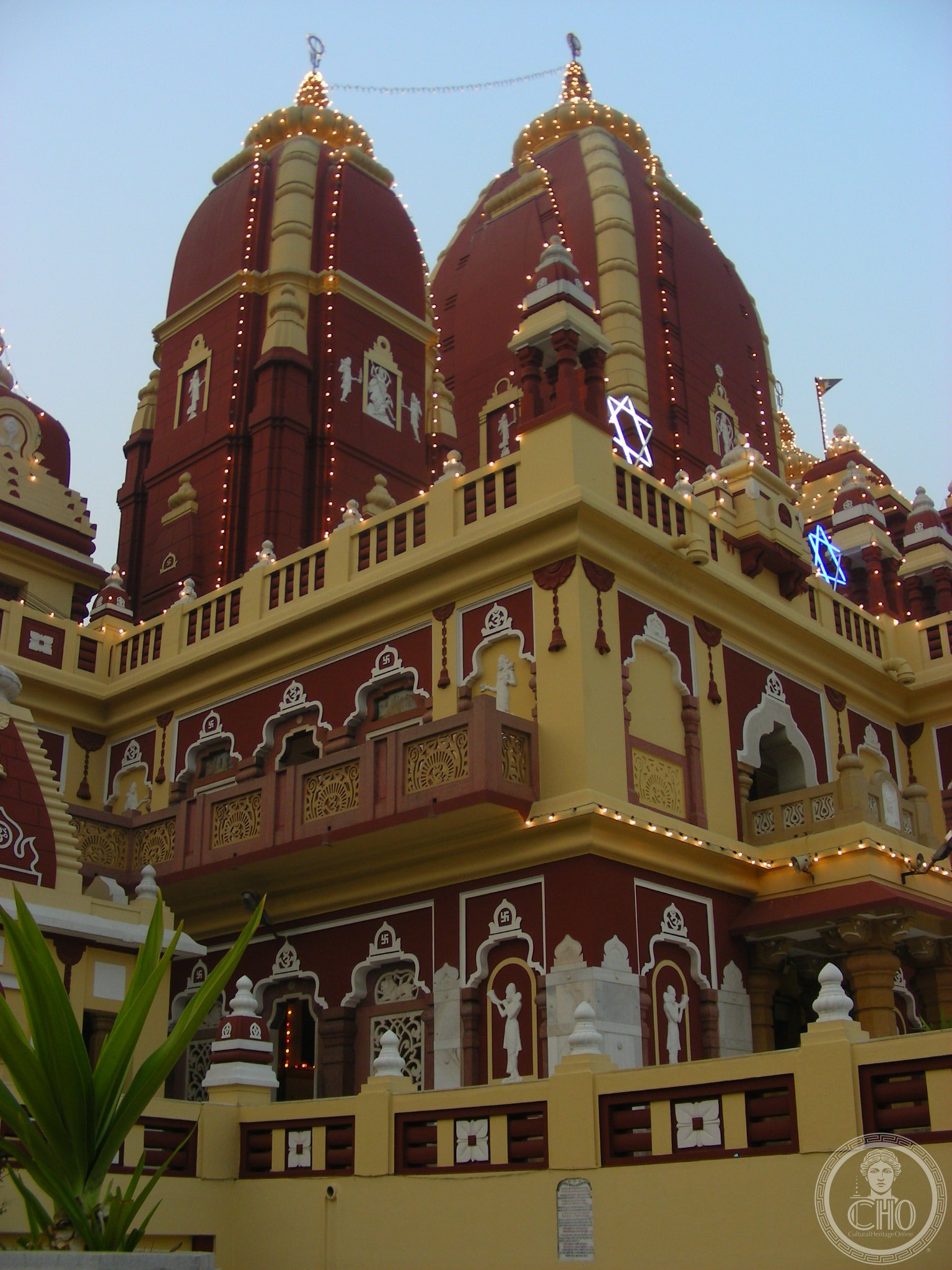 Shri Laxmi Narayan Temple – Laxminarayan Temple — via Wikimedia Commons