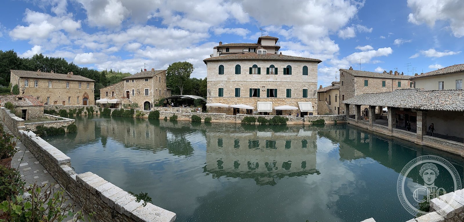 Bagno Vignoni – Virtual Tour 360° — via Wikimedia Commons Bagno Vignoni – Virtual Tour 360° — via Wikimedia Commons