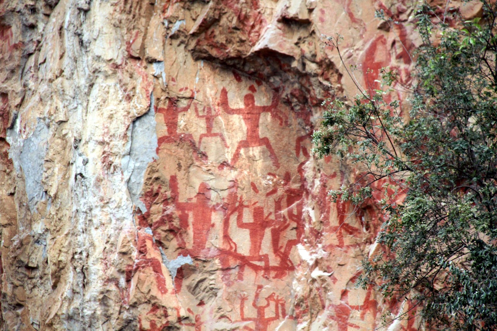 Huashan Cliff Paintings Huashan Cliff Paintings