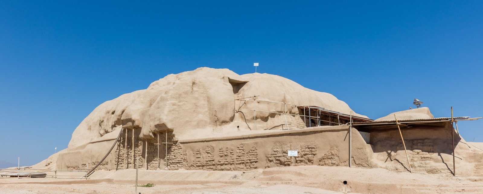Tepe Sialk mounds near Kashan, Iran