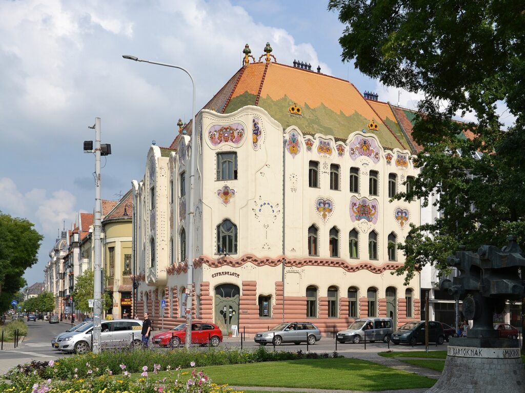 The Zsolnay-majolica Hungarian Secession façade of the Cifrapalota, Kecskemét The Zsolnay-majolica Hungarian Secession façade of the Cifrapalota, Kecskemét
