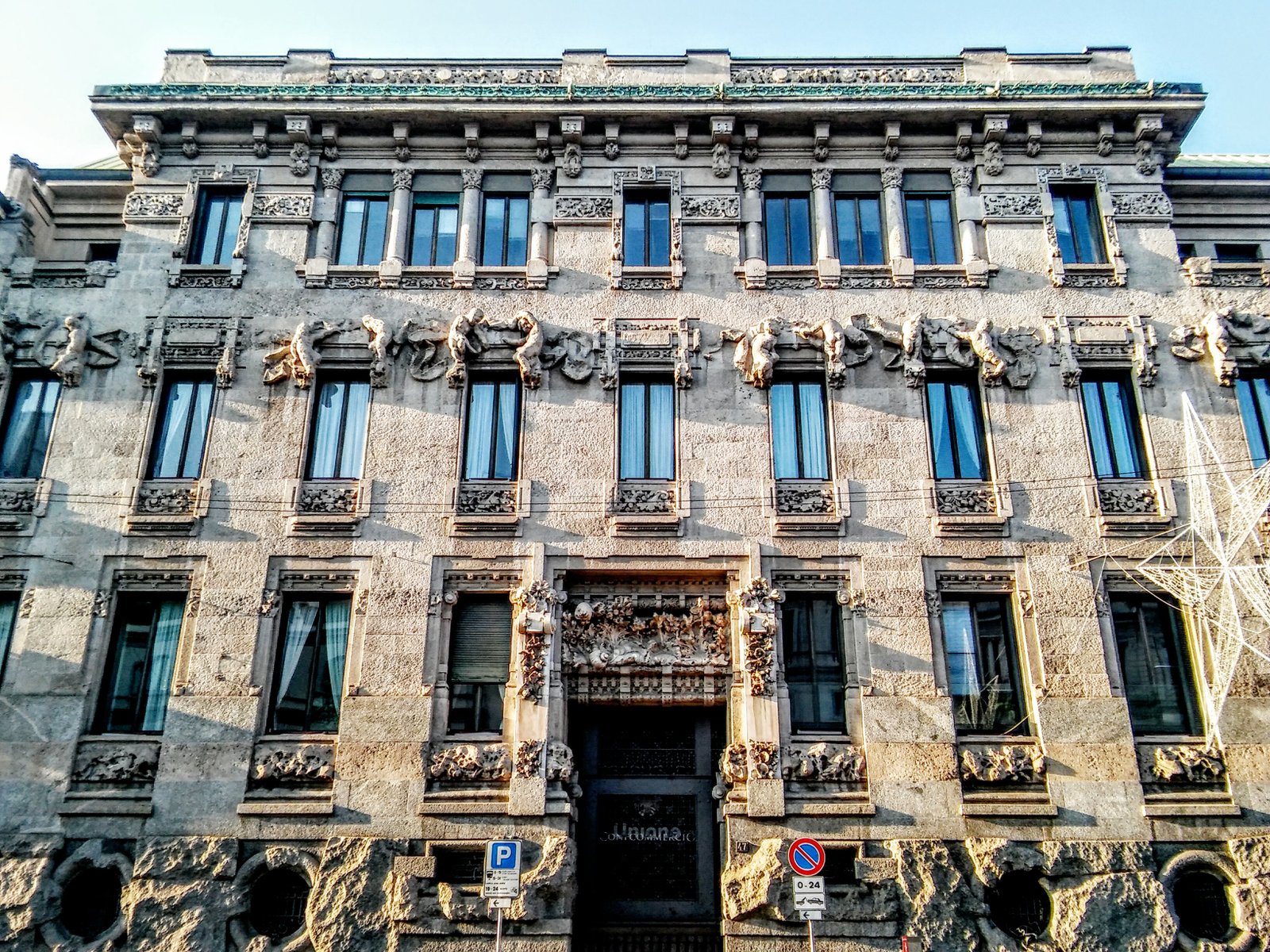 Liberty Milano architecture Palazzo Castiglioni