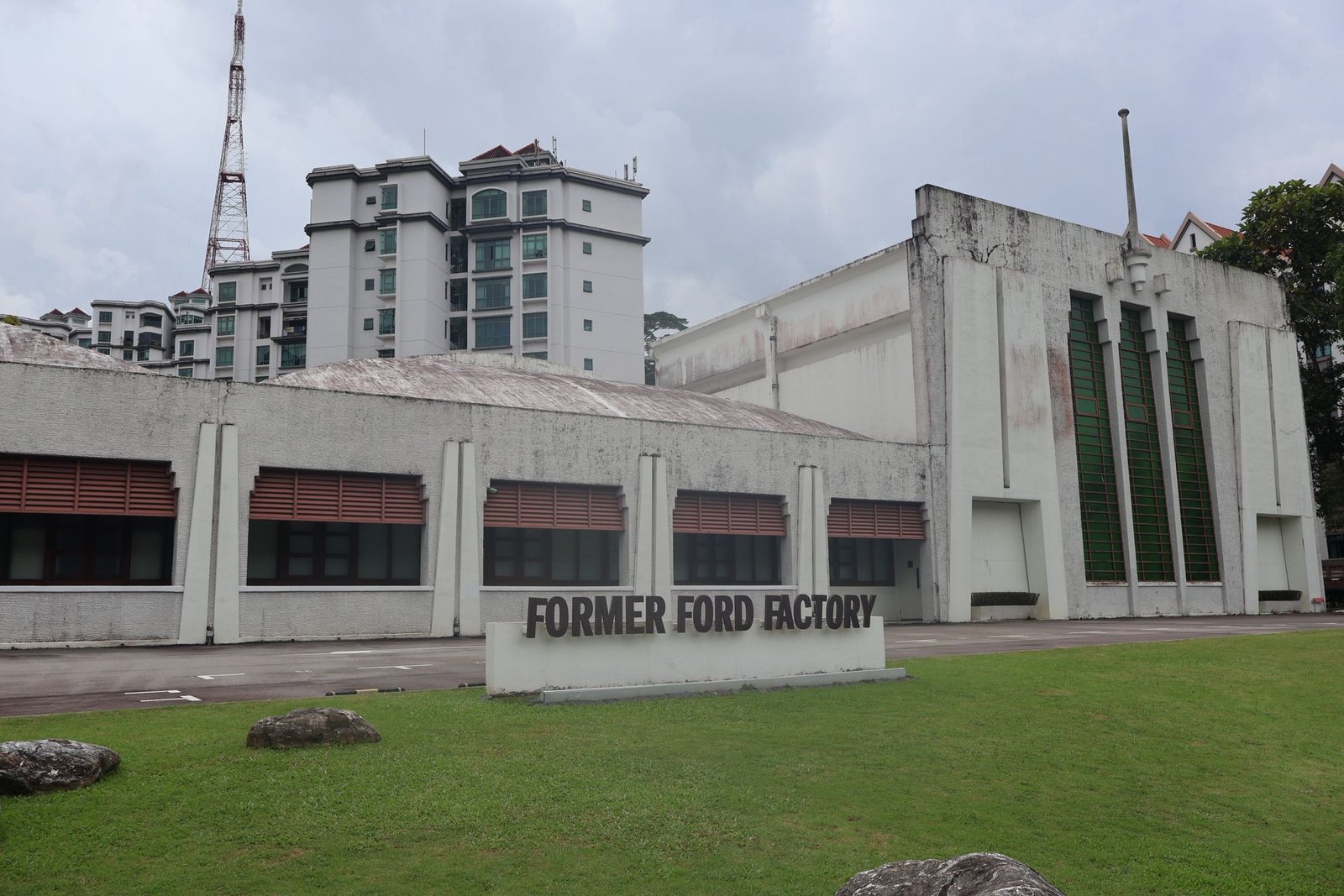Former Ford Factory building on Upper Bukit Timah Road, Singapore — Art Déco 1941