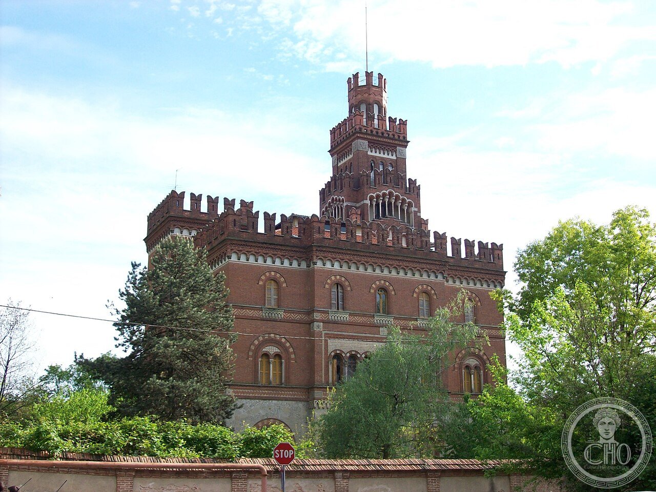 2012-04-25 Crespi d'Adda villa-castello
