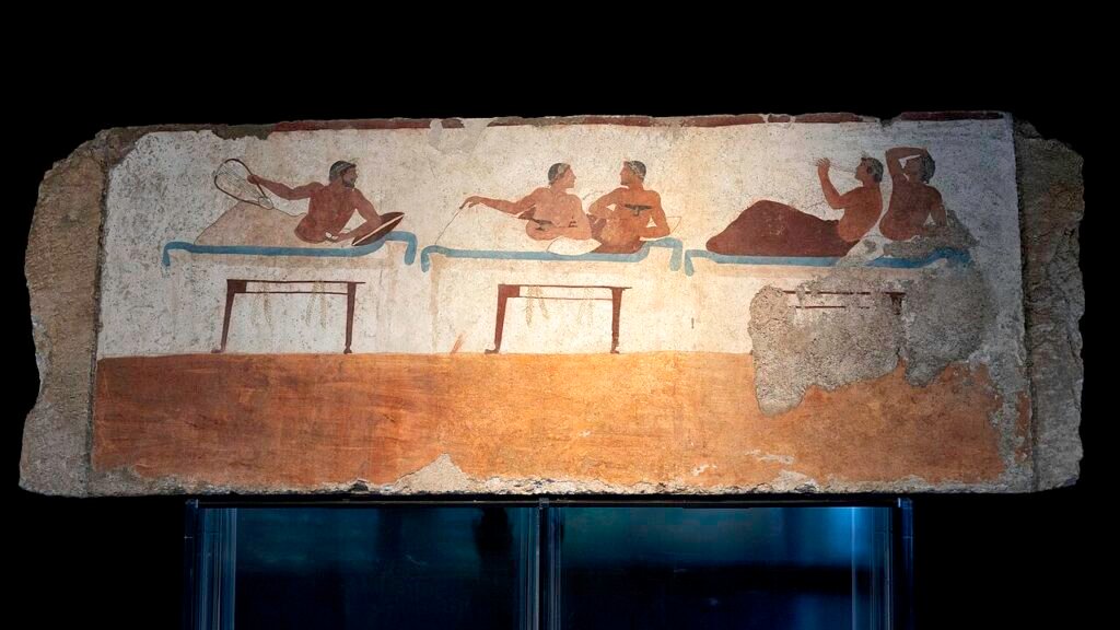 2022-02 Paestum, Italy 107 Tomb Of The Diver 03