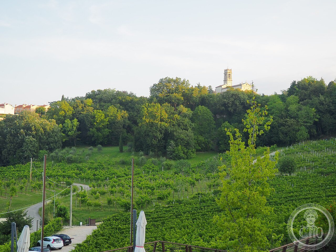 Borgo America, dintorni di Rua di Feletto con chiesa parrocchiale, vista dalla Tenuta Sant’Eufemia 01