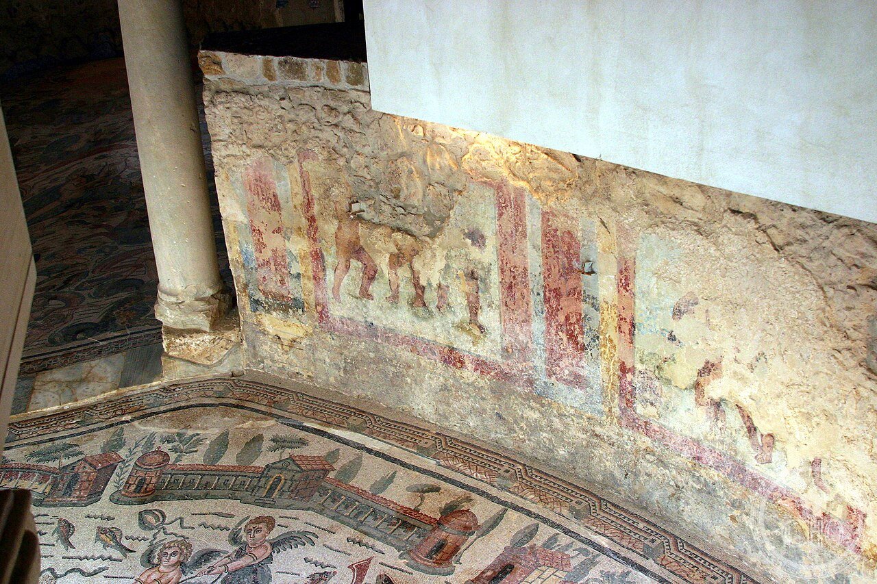 Fresco - Semicircular atrium - Valle Romana del Casale - Italy 2015