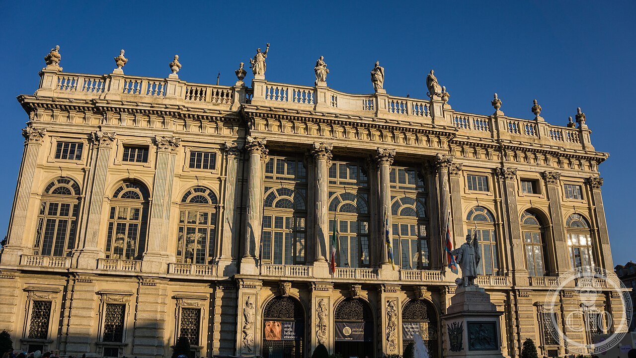 Luce di fine settembre su Palazzo Madama, Torino