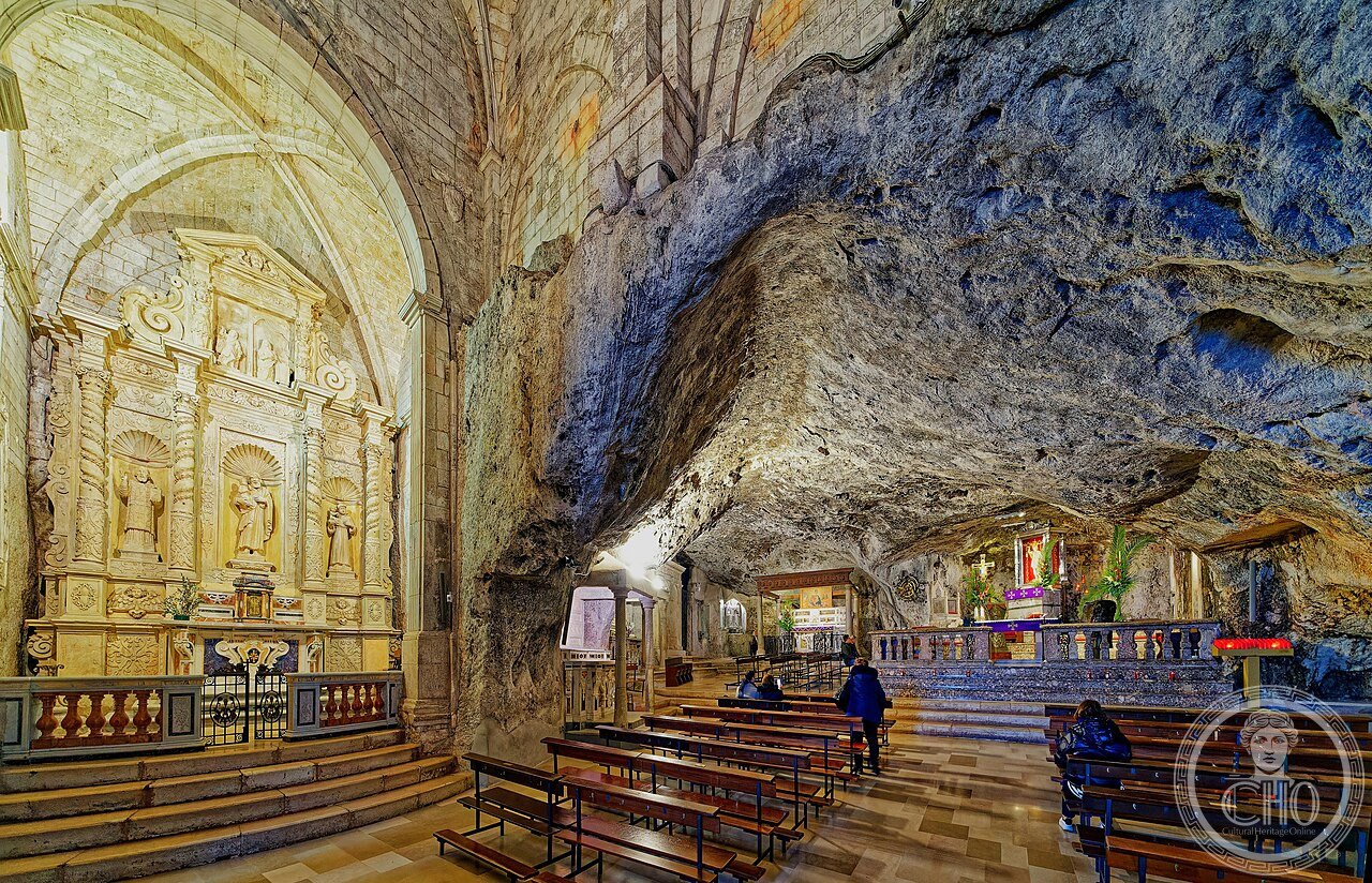 "Monte Sant`Angelo, ein mystischer Ort im Herzen des Gargano" 10
