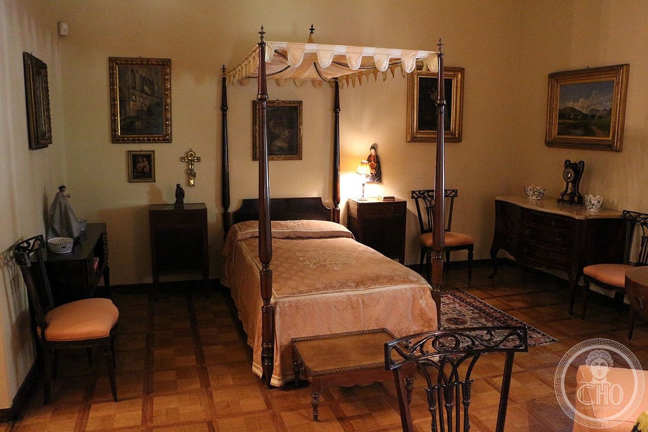 Villa necchi campiglio, appartamento di nedda necchi, camera da letto
