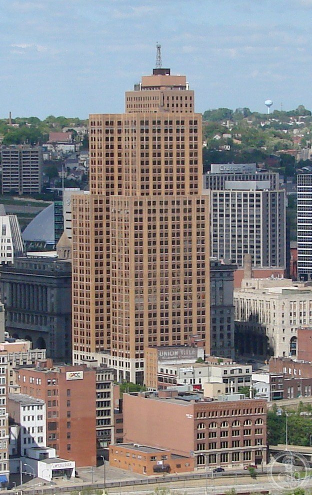Grant Building, Pittsburgh — 37-story Art Deco tower at 330 Grant Street with vertical setback facade