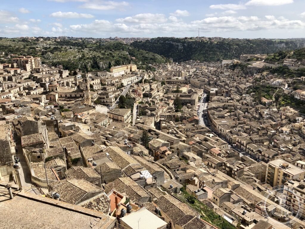 Modica veduta panoramica centro storico barocco siciliano Val di Noto 1693 Sicilia UNESCO 2002