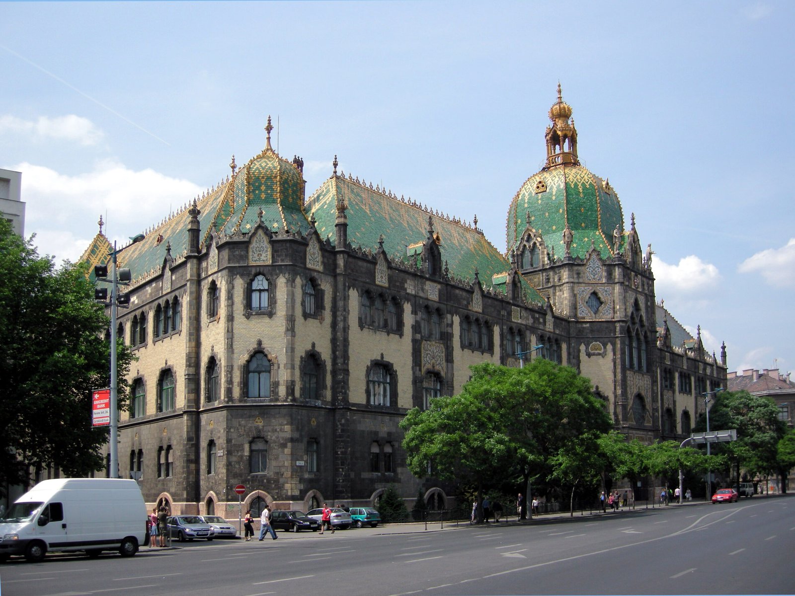 Green and yellow Zsolnay tiled roof and Secession façade of the Museum of Applied Arts, Budapest