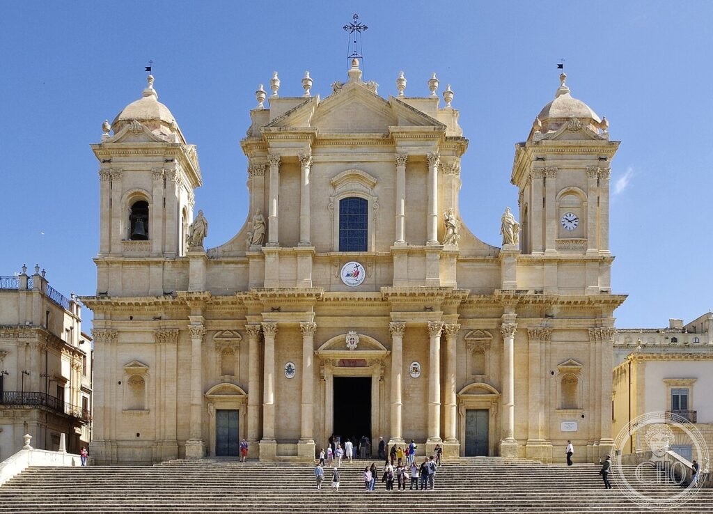 Noto centro storico barocco siciliano 1703 Cattedrale San Nicolo Corso Vittorio Emanuele Sicilia UNESCO 2002