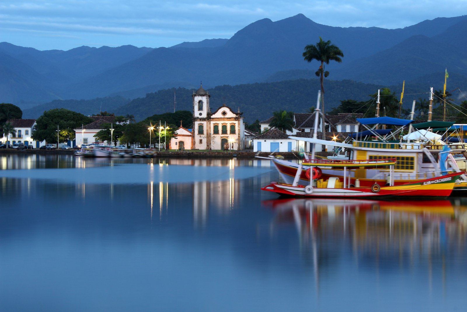 The stone-paved streets and colonial architecture of Paraty historic centre, Rio de Janeiro state, Brazil