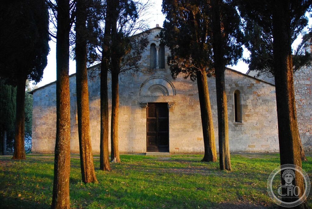 Pieve di Cellole, San Gimignano, chiesa romanica XII secolo, Siena, Toscana