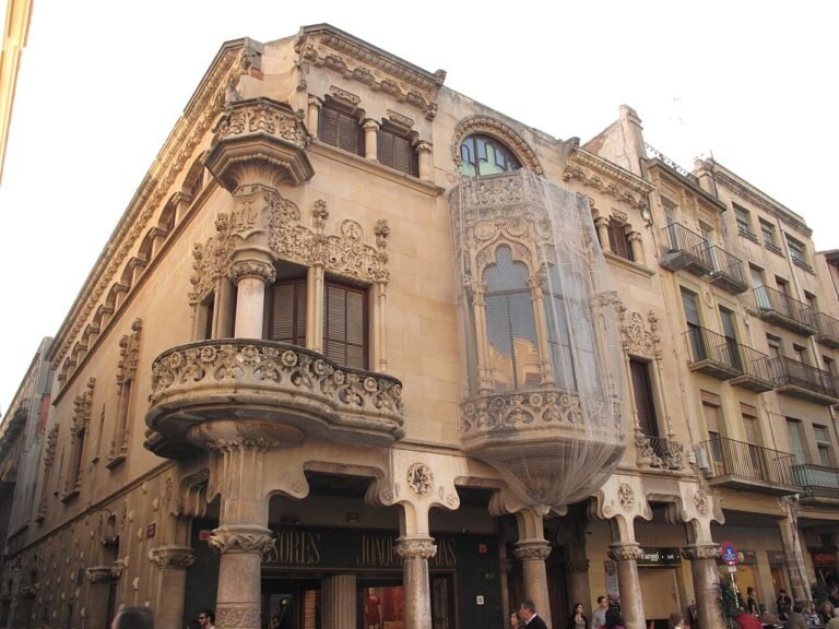 Reus — Catalan Modernisme and the Birthplace of Gaudí