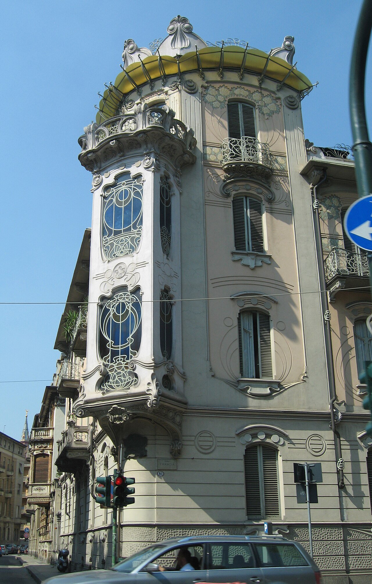 Casa Fenoglio-Lafleur Turin Liberty façade sinuous oriel window Pietro Fenoglio 1902