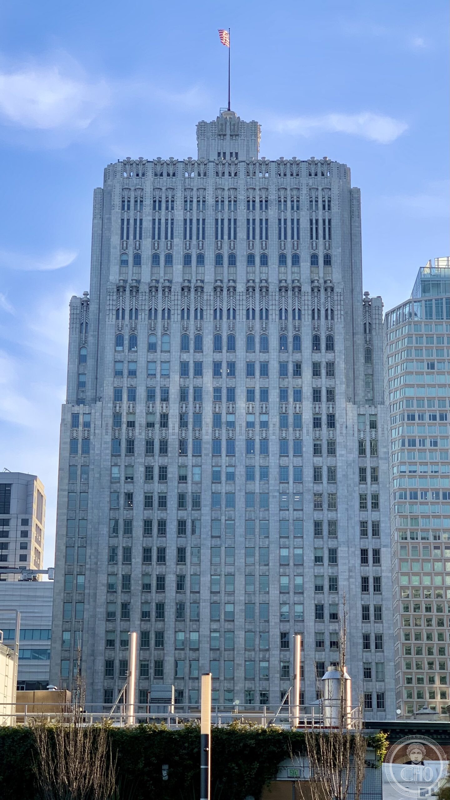140 New Montgomery (Pacific Telephone Building) viewed from Salesforce Park, 26-story Gothic Art Deco tower, San Francisco, 1925
