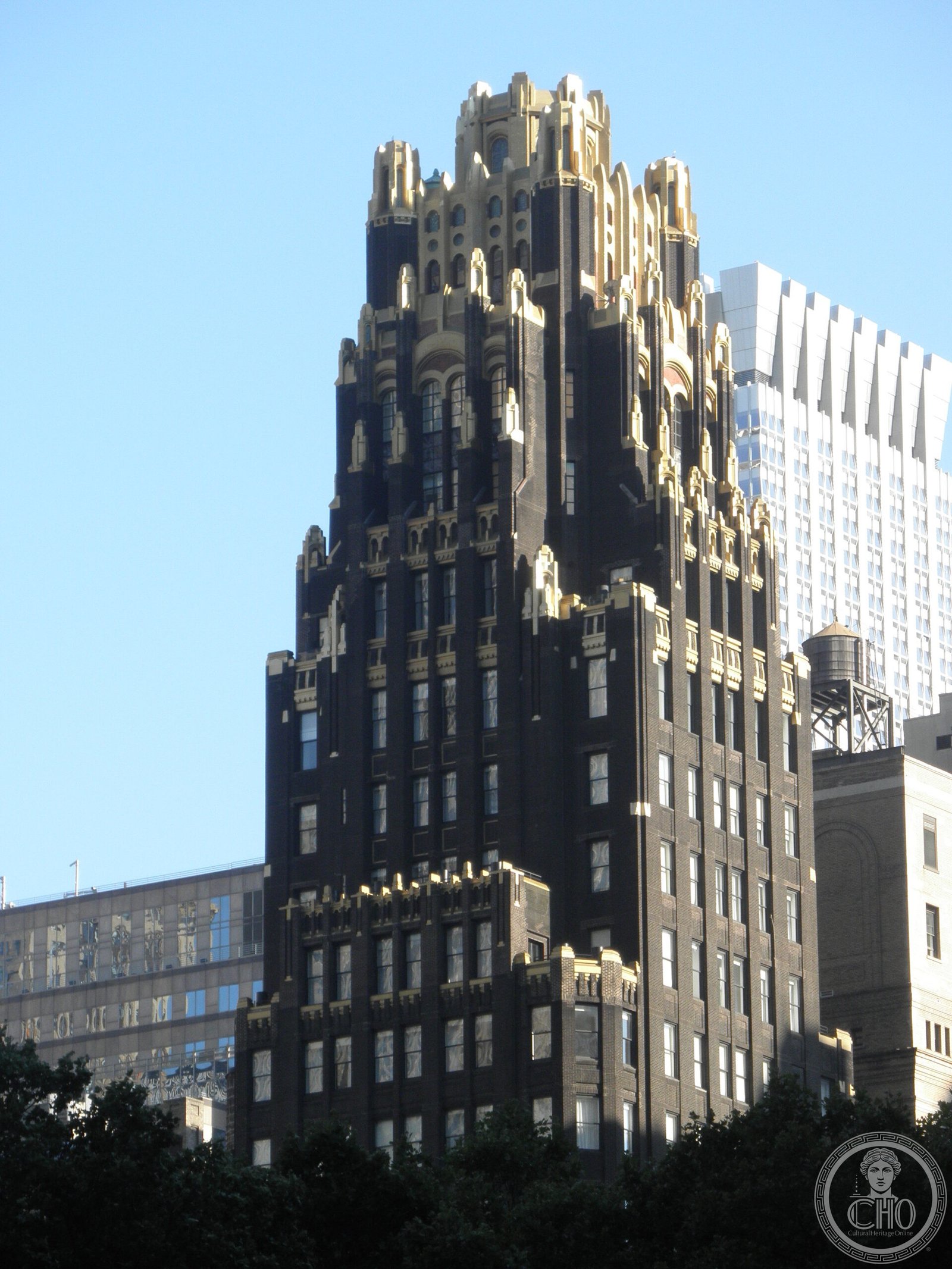 American Radiator Building, New York City — black facade with gold crown, 1924