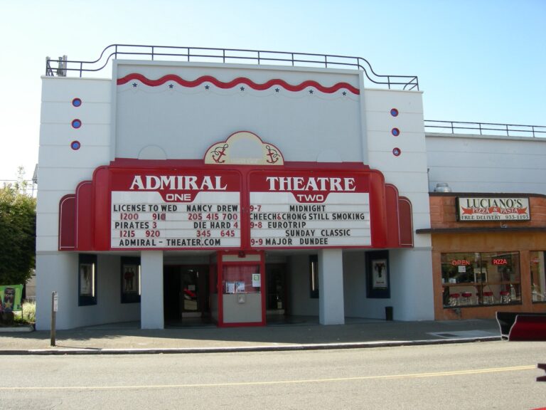 Admiral Theatre (1942), California Avenue SW, West Seattle, Washington
