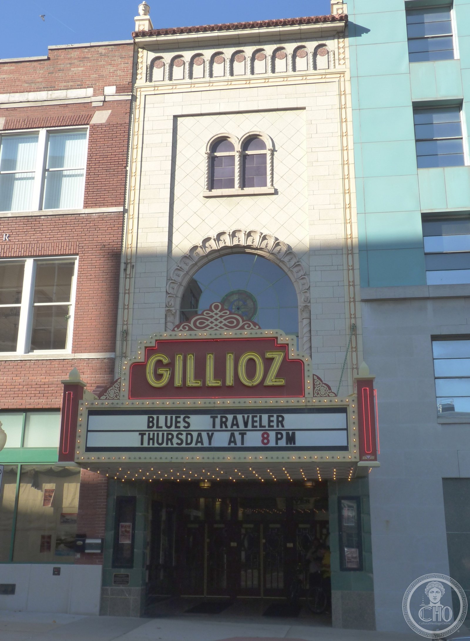 Gillioz Theatre (1926) facade on Park Central East, Springfield, Missouri — Moorish-Spanish Revival entry arch with vertical electric marquee