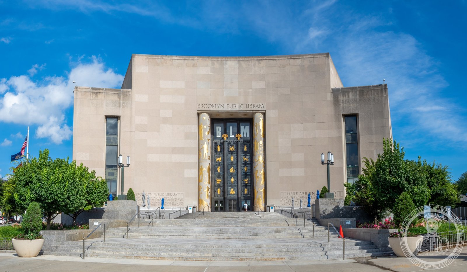 Central Library of the Brooklyn Public Library at Grand Army Plaza, Art Deco curved facade, 1941