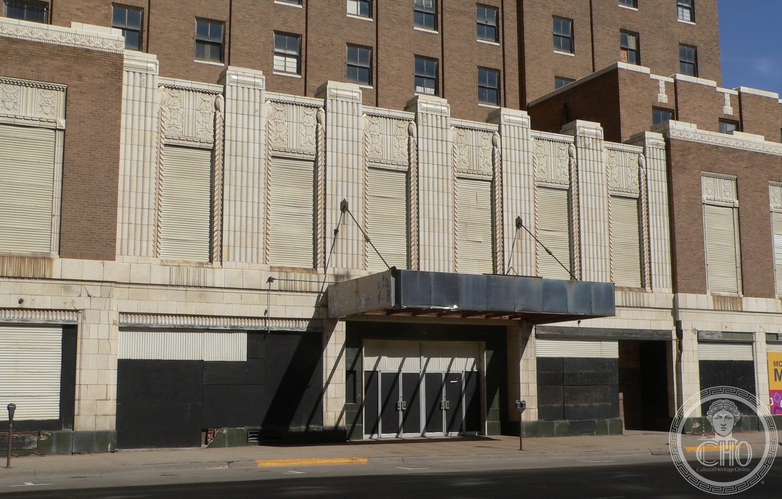 South entrance facade of the Warrior Hotel, an Art Deco tower in downtown Sioux City, Iowa