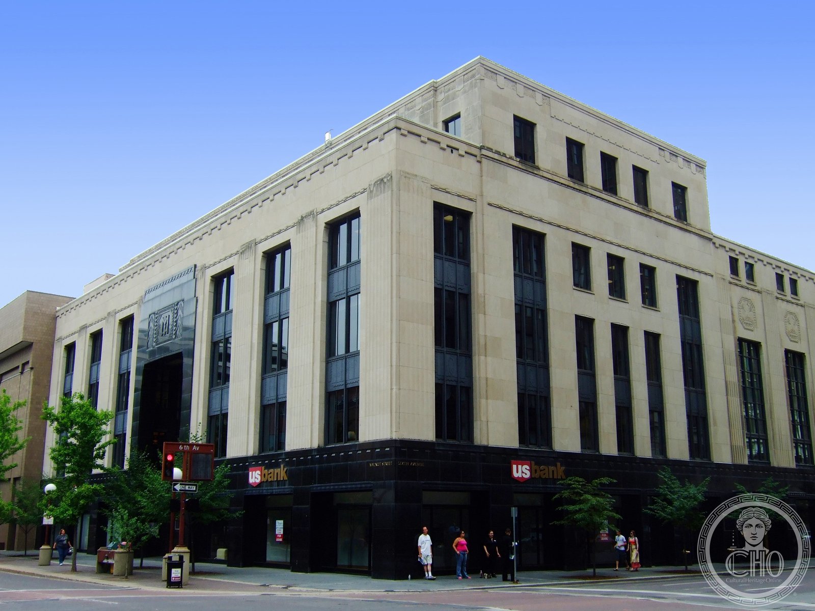 Iowa-Des Moines National Bank Building, Des Moines, Iowa — Art Deco commercial skyscraper base, 1932