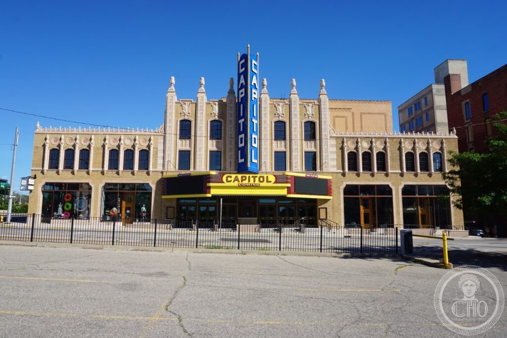 Capitol Theatre (1928), North Saginaw Street, Flint, Michigan