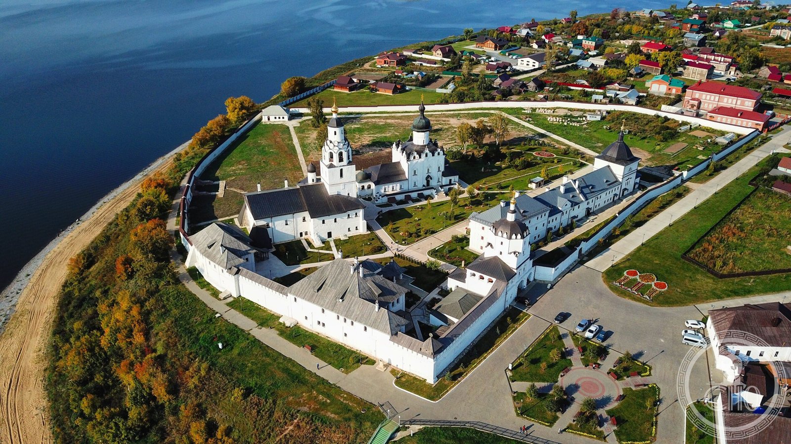 Sviyazhsk Assumption Monastery — view Sviyazhsk Assumption Monastery — view