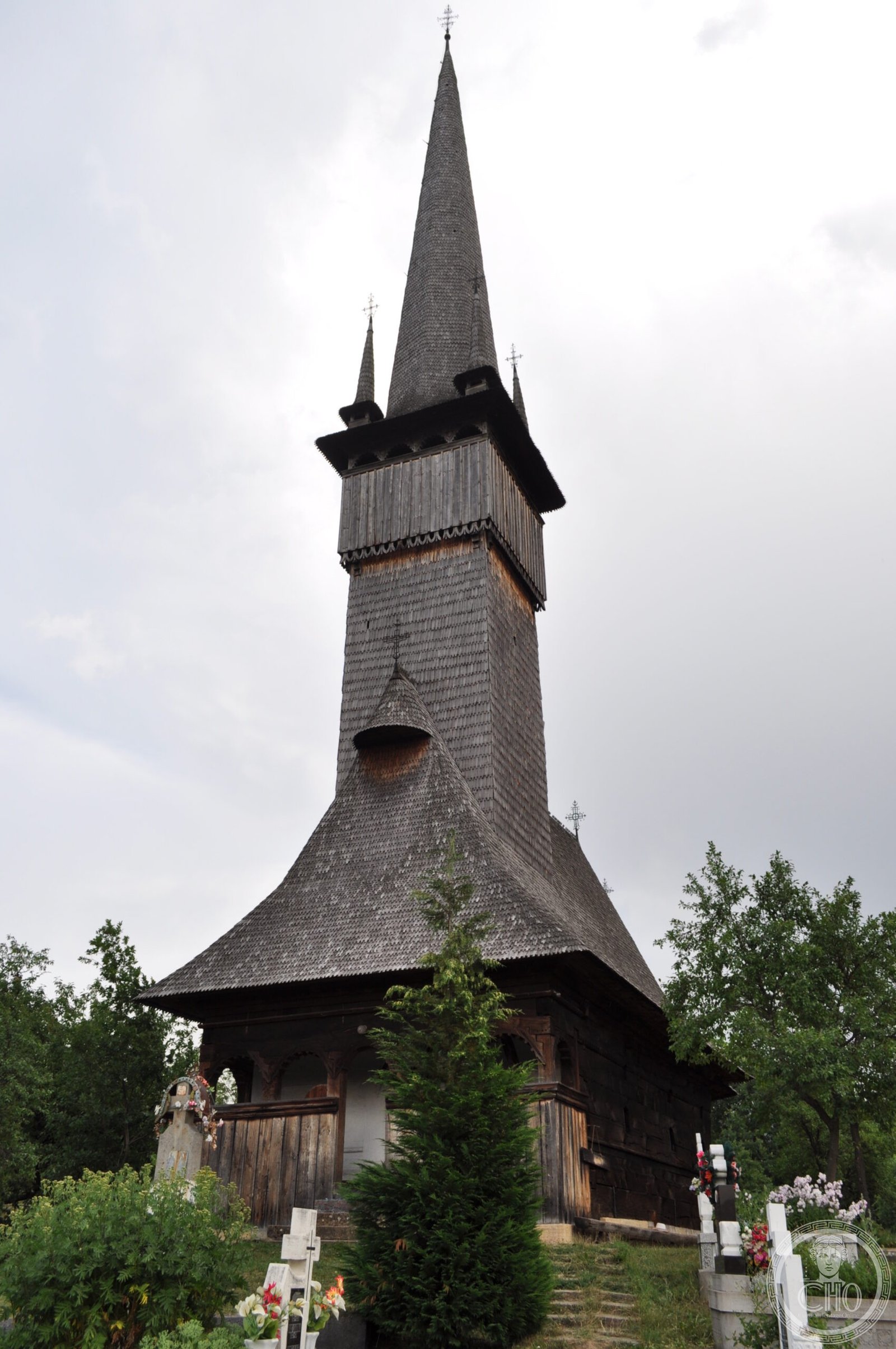 Church of the Archangels Michael and Gabriel, Plopiș — view Church of the Archangels Michael and Gabriel, Plopiș — view